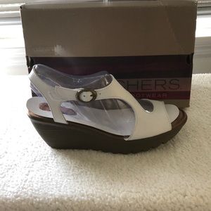 New sketchers white leather wedge sandals.